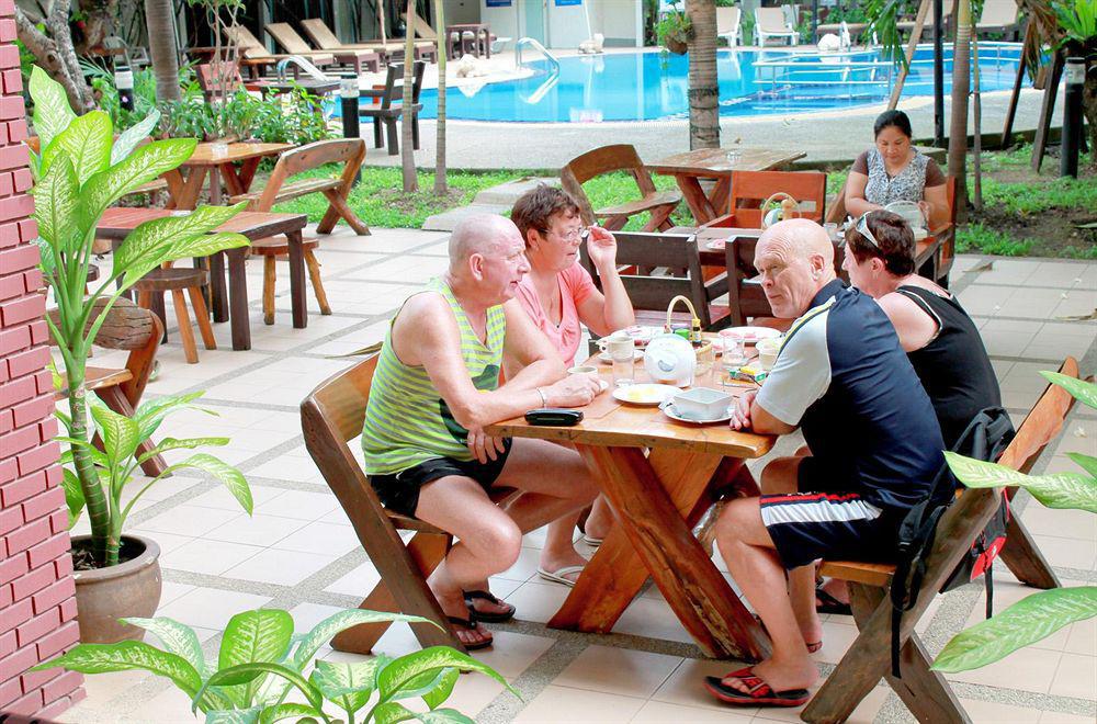 Mermaid'S Beach Resort Jomtien Exterior photo